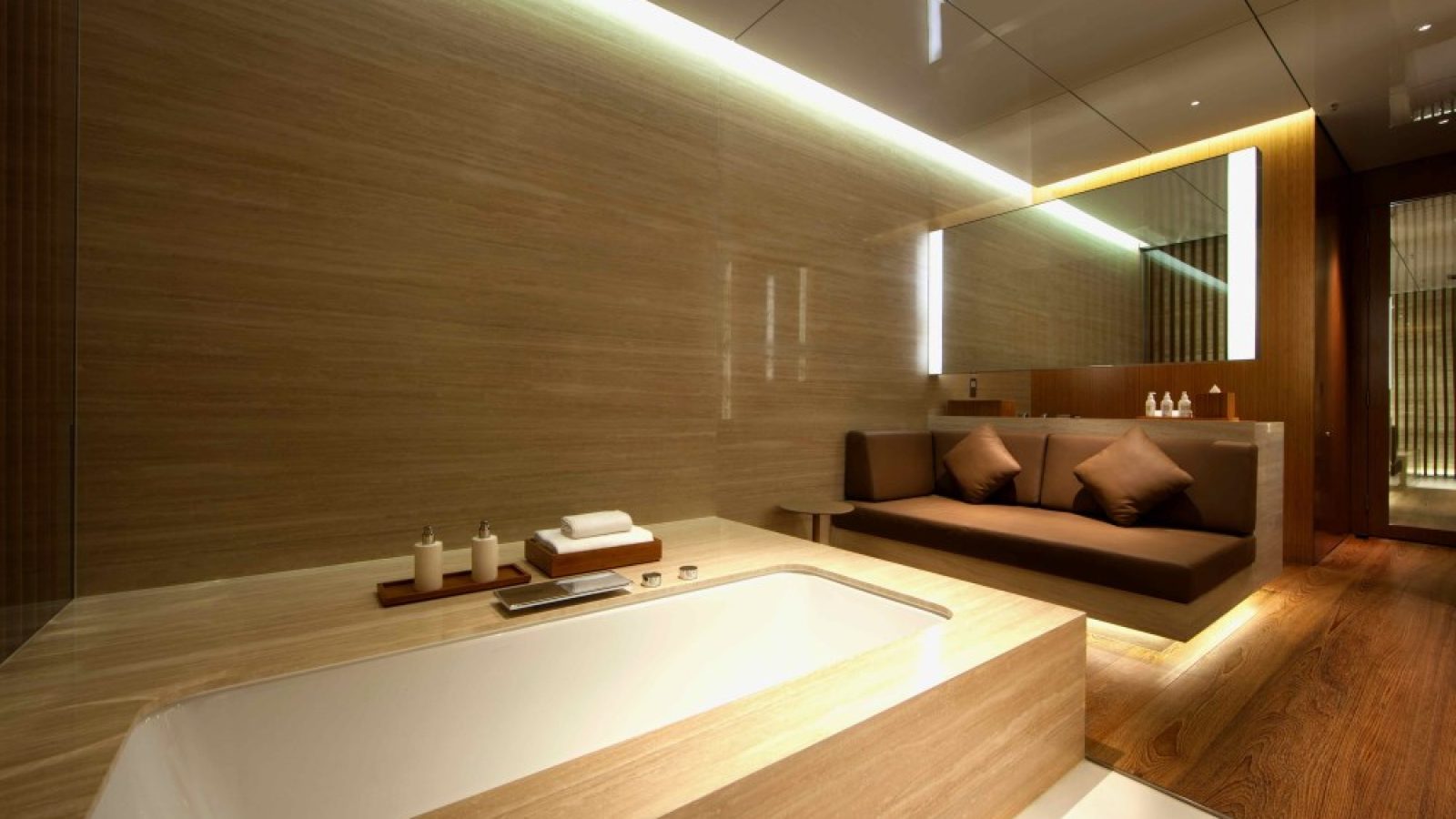 Cathay Pacific Lounge, HKIA